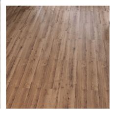 Plancher laminé, AC3, 8 mm, Euro, daphne, 8" x 47"
